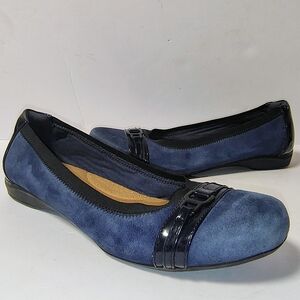 Clarks Collection Kinzie Women's Leather Navy Blue Comfort Slip-On Ballet Flats